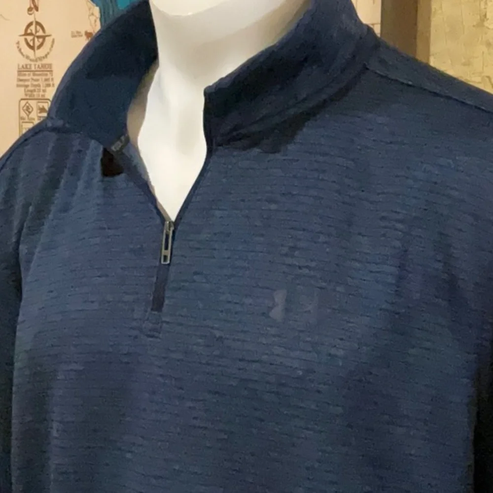 Under Armour Men's Dark Blue Golf 1/4 Zip-Up. XXL